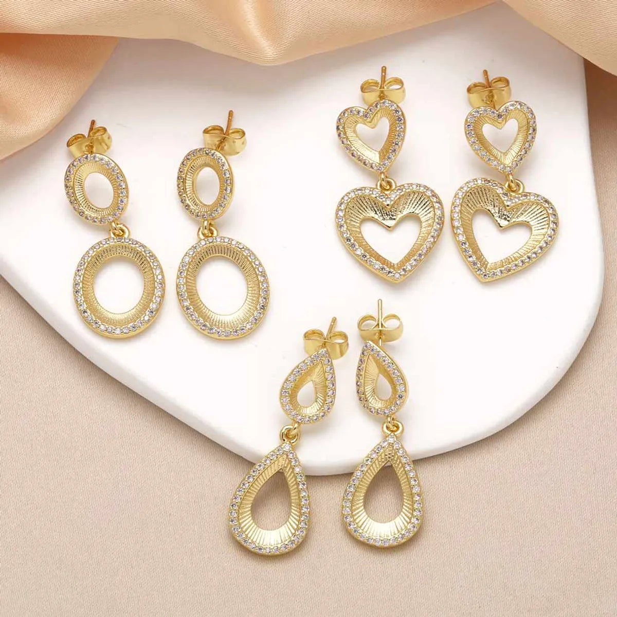 1 Pair Modern Style Simple Style Heart Shape Plating Inlay Copper Zircon 18K Gold Plated Drop Earrings