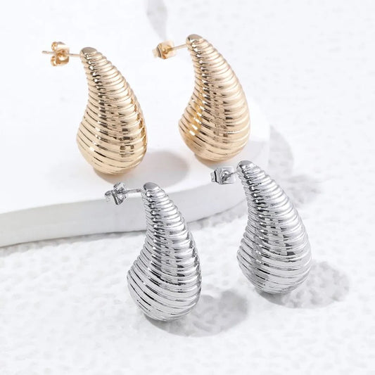 1 Pair Modern Style Simple Style Water Droplets Plating Copper 18k Gold Plated White Gold Plated Ear Studs