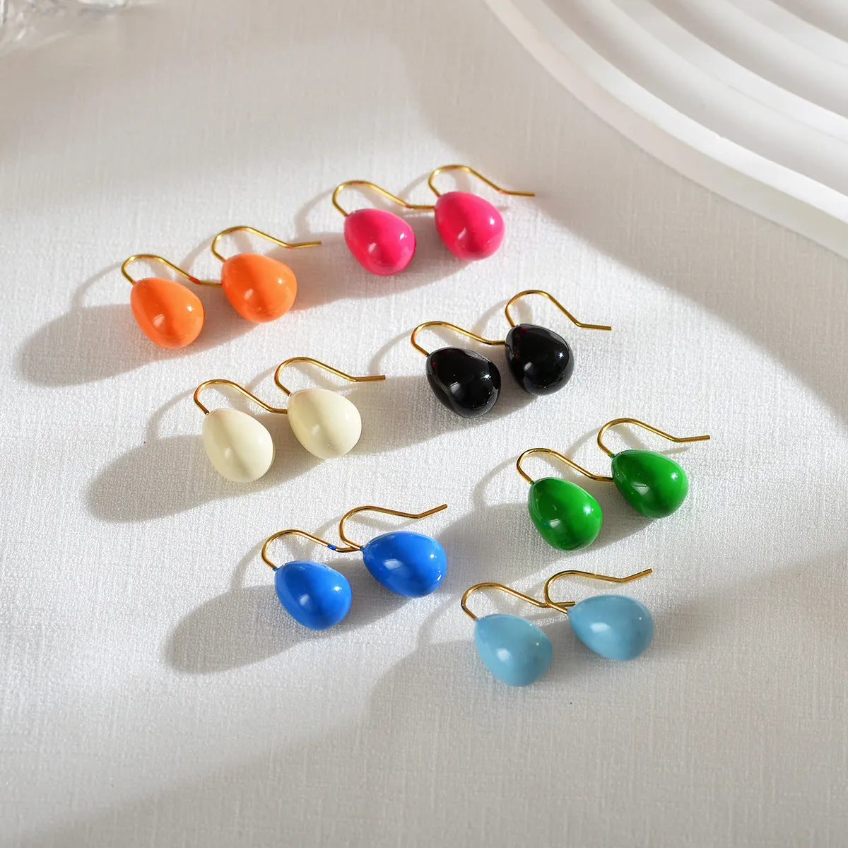 1 Pair Modern Style Solid Color Enamel Stainless Steel 18k Gold Plated Ear Studs