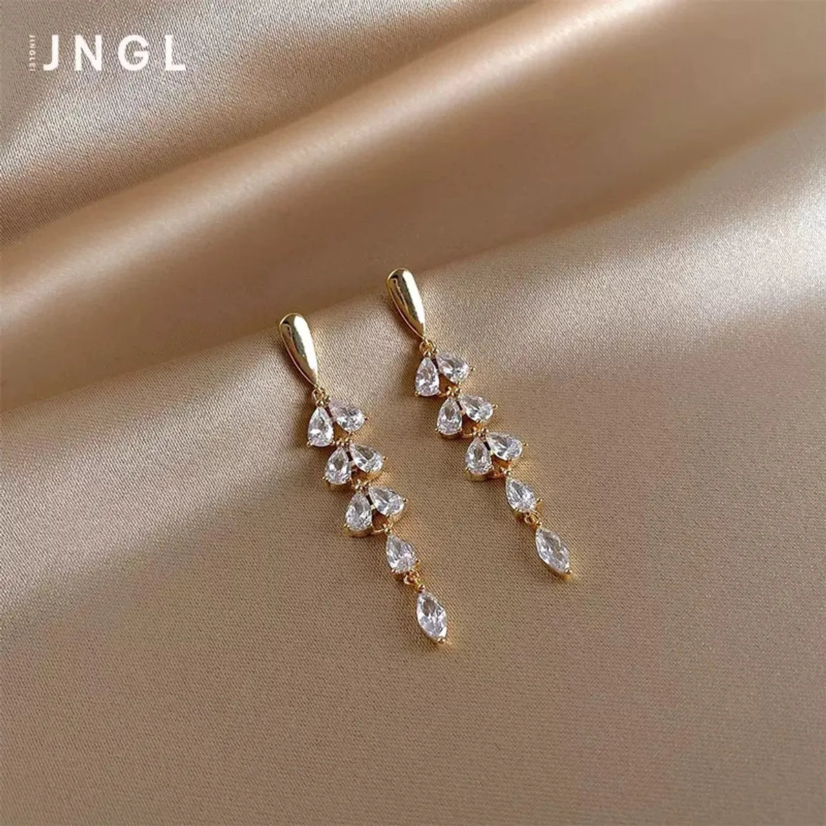 1 Pair Modern Style Tassel Plating Inlay Alloy Zircon Drop Earrings