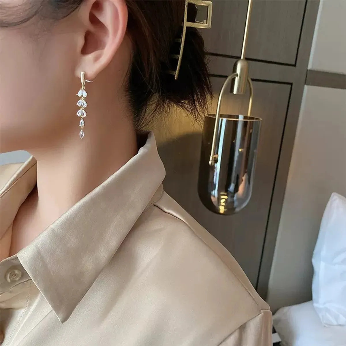 1 Pair Modern Style Tassel Plating Inlay Alloy Zircon Drop Earrings