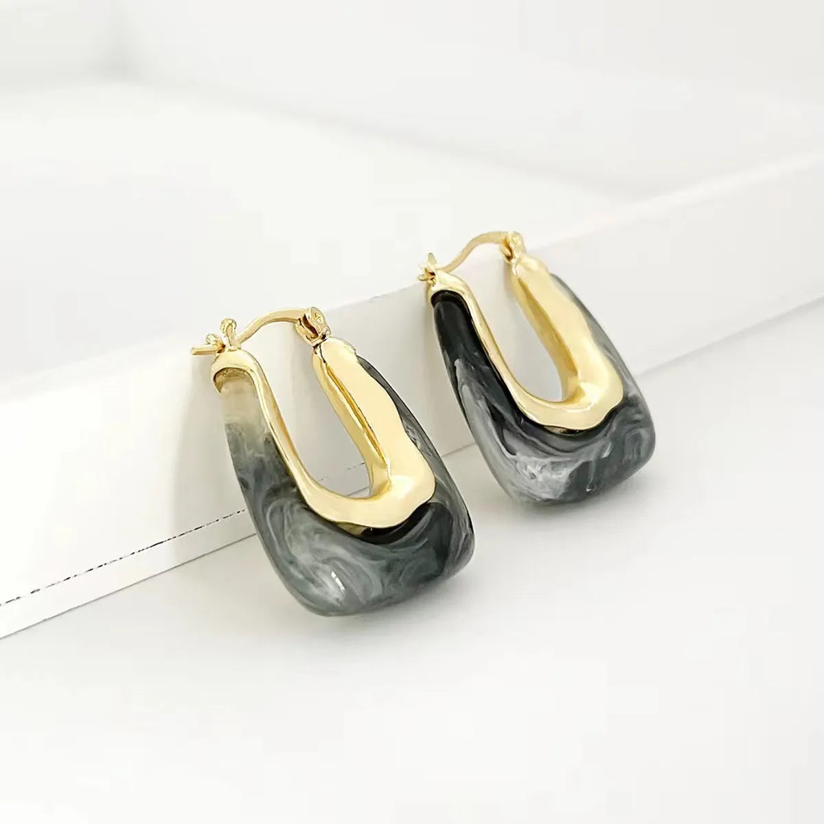 1 Pair Modern Style U Shape Irregular Plating Copper 18k Gold Plated Earrings