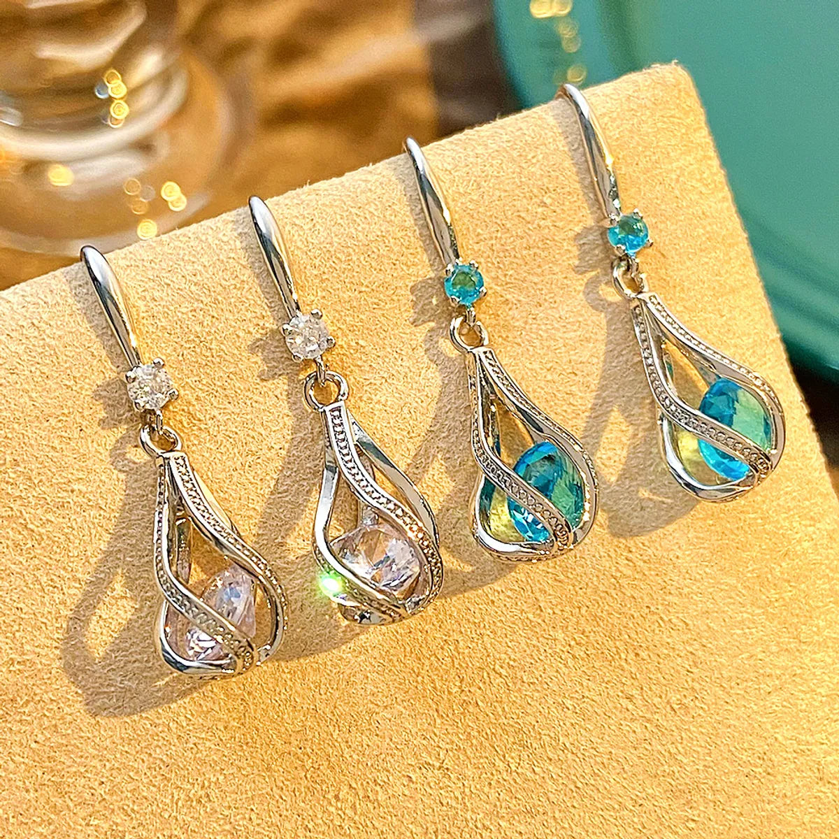 1 Pair Modern Style Water Droplets Inlay Alloy Zircon Silver Plated Dangling Earrings