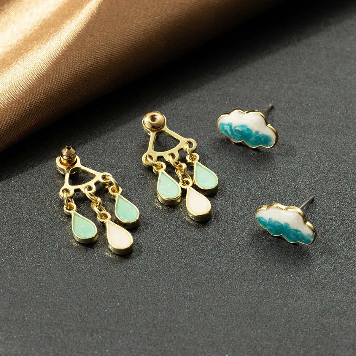 1 Pair Modern Style Water Droplets Plating Alloy Drop Earrings