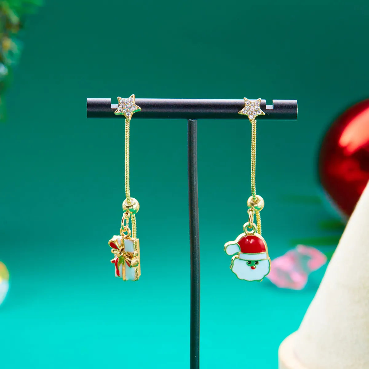 1 Pair Nordic Style Cute Modern Style Christmas Tree Santa Claus Bow Knot Enamel Plating Alloy Drop Earrings