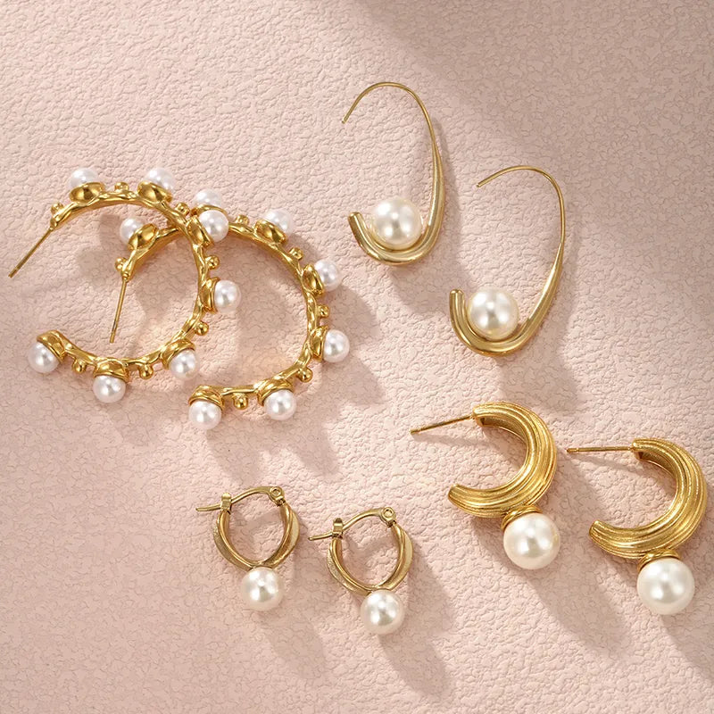 1 Pair Nordic Style XUPING Shiny C Shape Asymmetrical Plating Inlay 304 Stainless Steel Artificial Pearls 18K Gold Plated Ear Studs