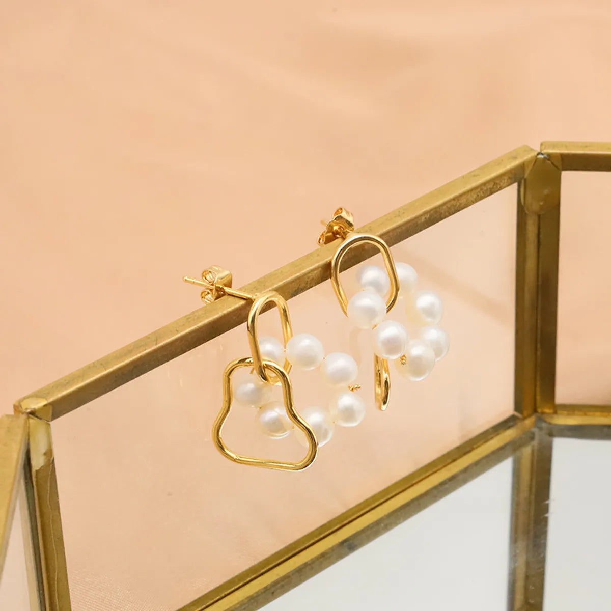 1 Pair Original Design Round Plating Freshwater Pearl Copper 18k Gold Plated Drop Earrings