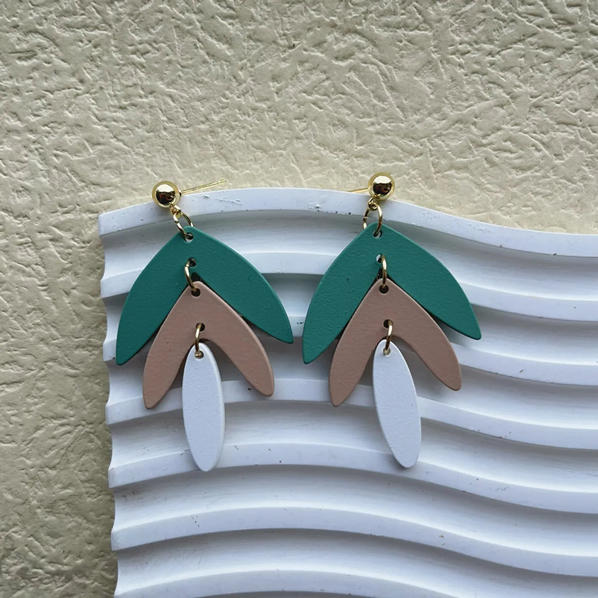 1 Pair Pastoral Leaf Arylic Drop Earrings