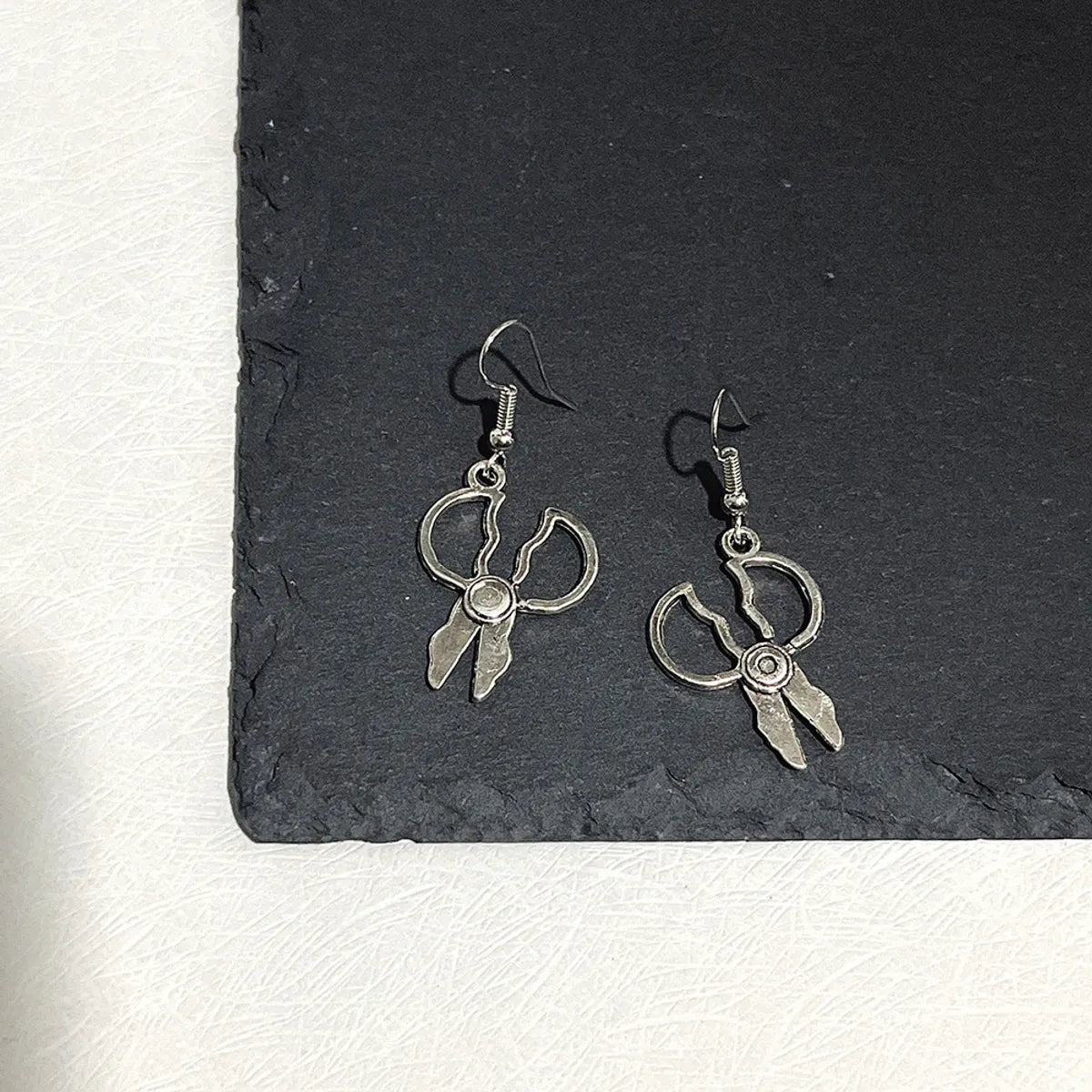 1 Pair Punk Cool Style Scissors Plating Alloy Drop Earrings