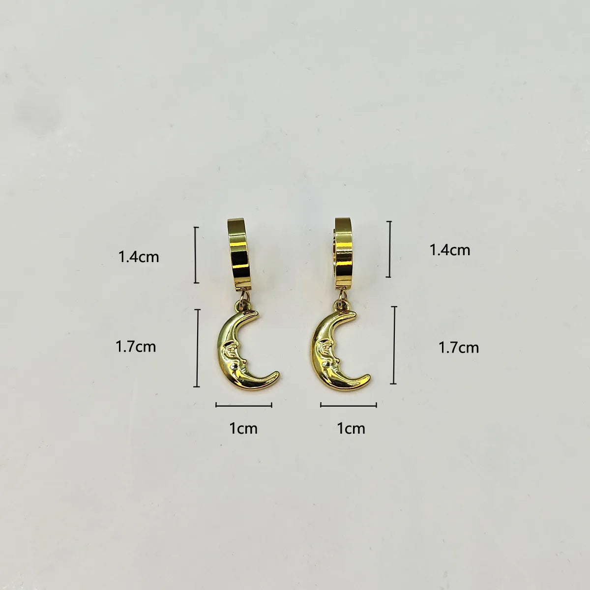 1 Pair Punk Simple Style Moon Stamping Plating Stainless Steel 18k Gold Plated Drop Earrings