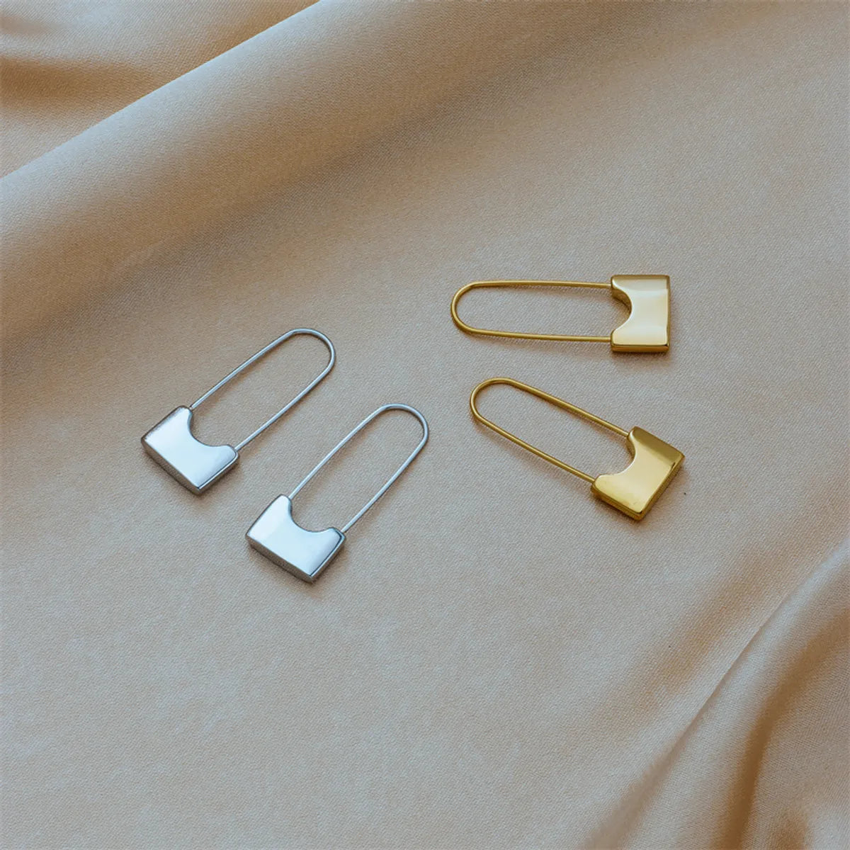 1 Pair Punk Solid Color Plating Titanium Steel 18k Gold Plated Earrings