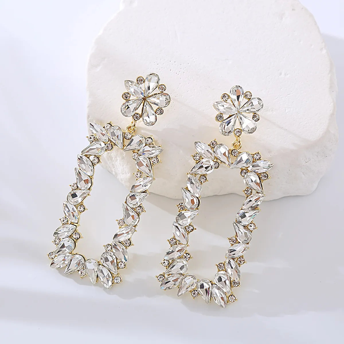 1 Pair Queen Bridal Rectangle Inlay Alloy Rhinestones Drop Earrings