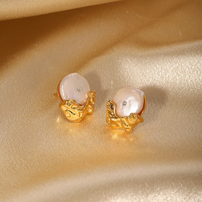 1 Pair Retro Baroque Style Irregular Plating Inlay Freshwater Pearl Copper Zircon 18k Gold Plated Earrings