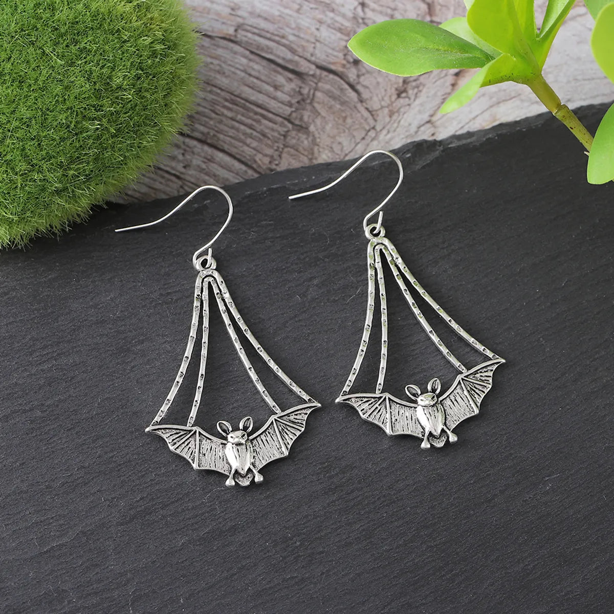 1 Pair Retro Bat Zinc Alloy Drop Earrings