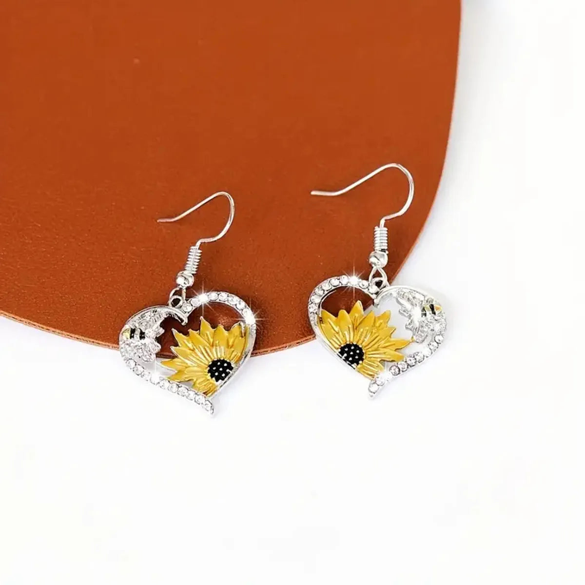 1 Pair Retro Bohemian Sunflower Heart Shape Alloy Drop Earrings