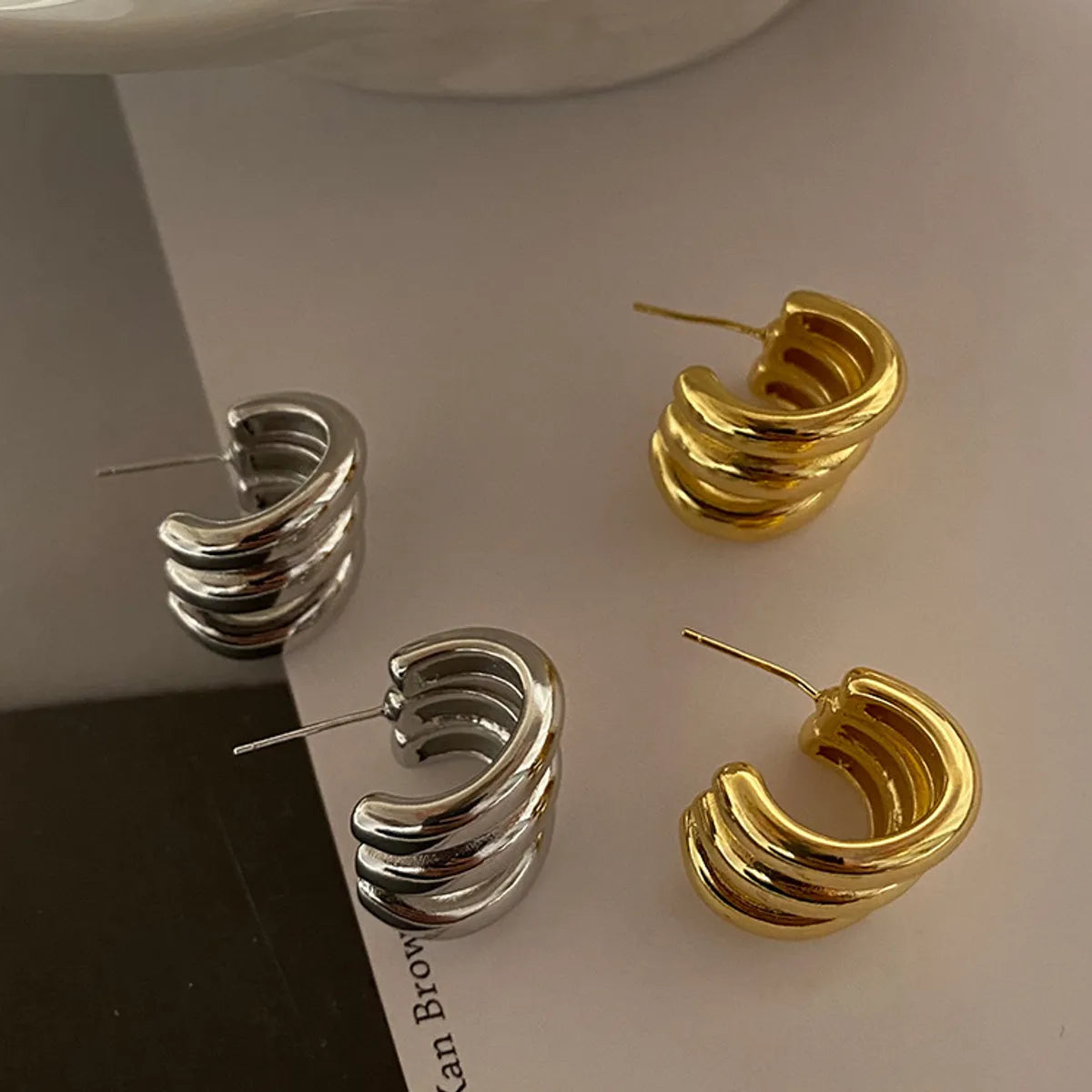 1 Pair Retro C Shape Plating Copper Ear Studs