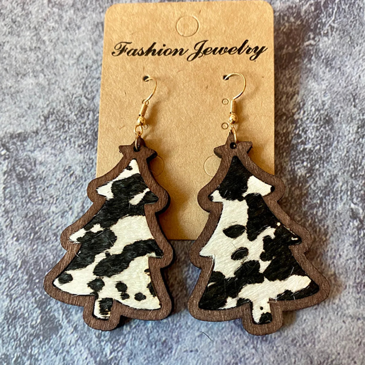 1 Pair Retro Christmas Tree Leopard Wood Drop Earrings