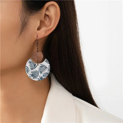 1 Pair Retro Classic Style Geometric Round Leaves Wood Drop Earrings