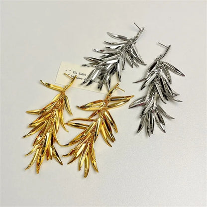 1 Pair Retro Classic Style Grain Plating Alloy Copper Gold Plated Silver Plated Drop Earrings