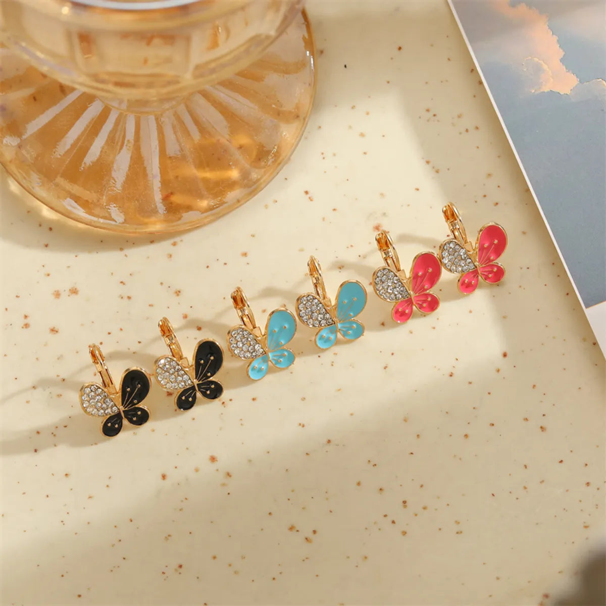 1 Pair Retro Color Block Plating Alloy Gold Plated Drop Earrings