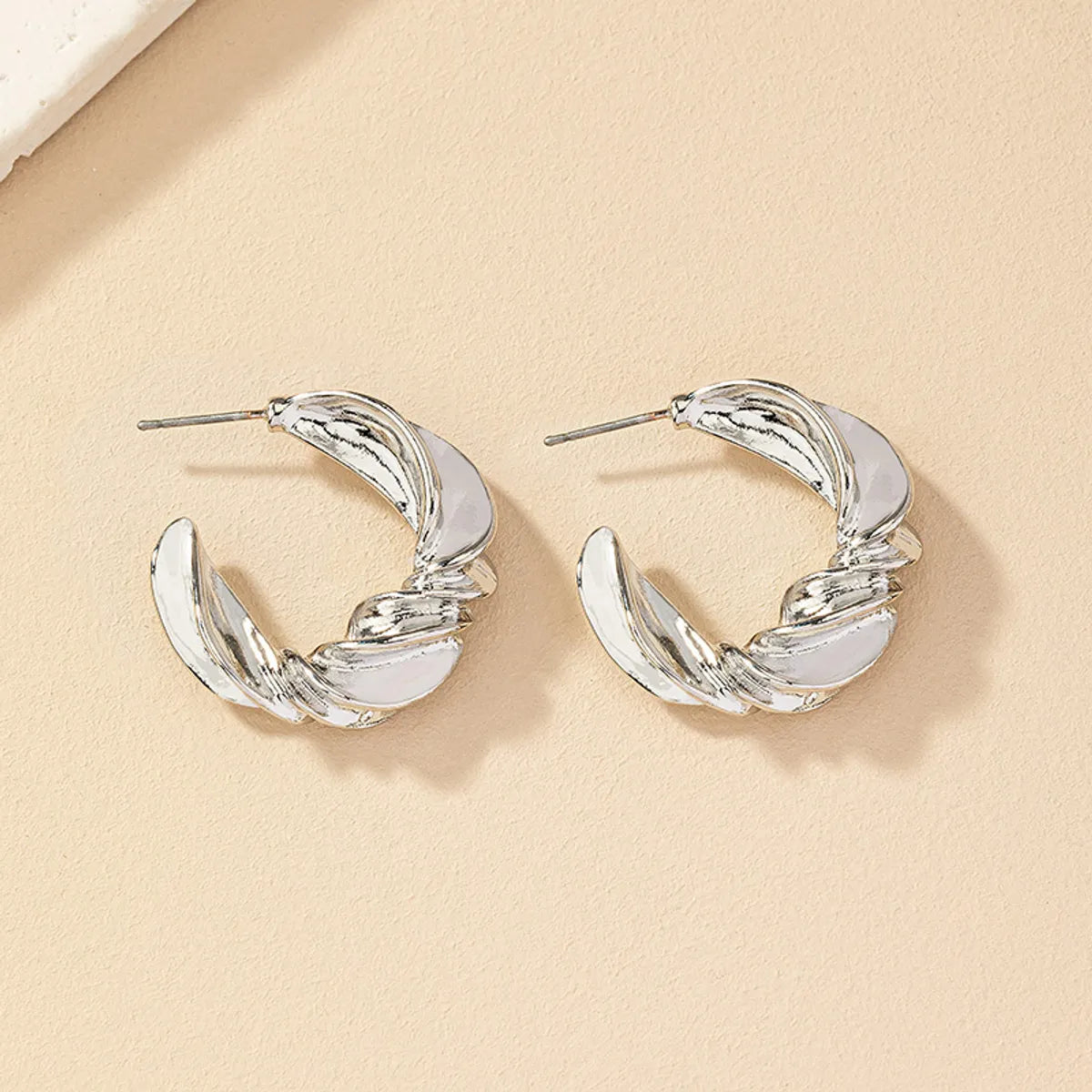 1 Pair Retro Commute C Shape Plating Alloy Ear Studs