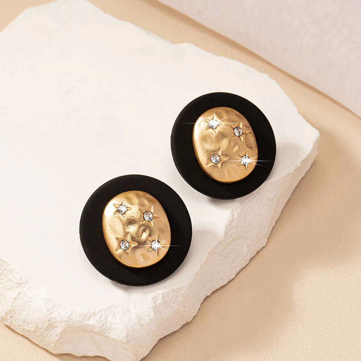 1 Pair Retro Commute Round Plating Alloy Rhinestones Ear Studs