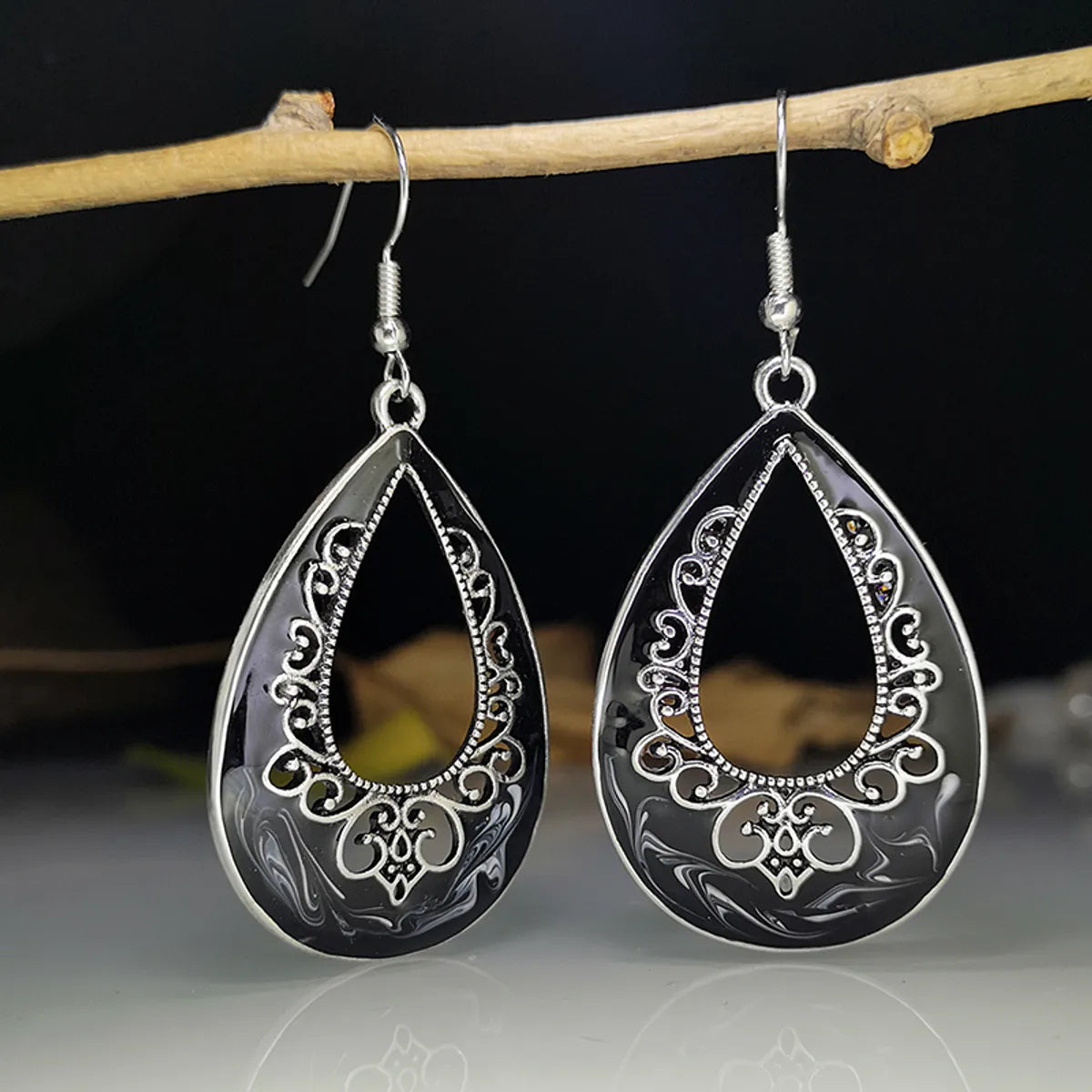 1 Pair Retro Ethnic Style Bohemian Water Droplets Enamel Plating Alloy Silver Plated Drop Earrings