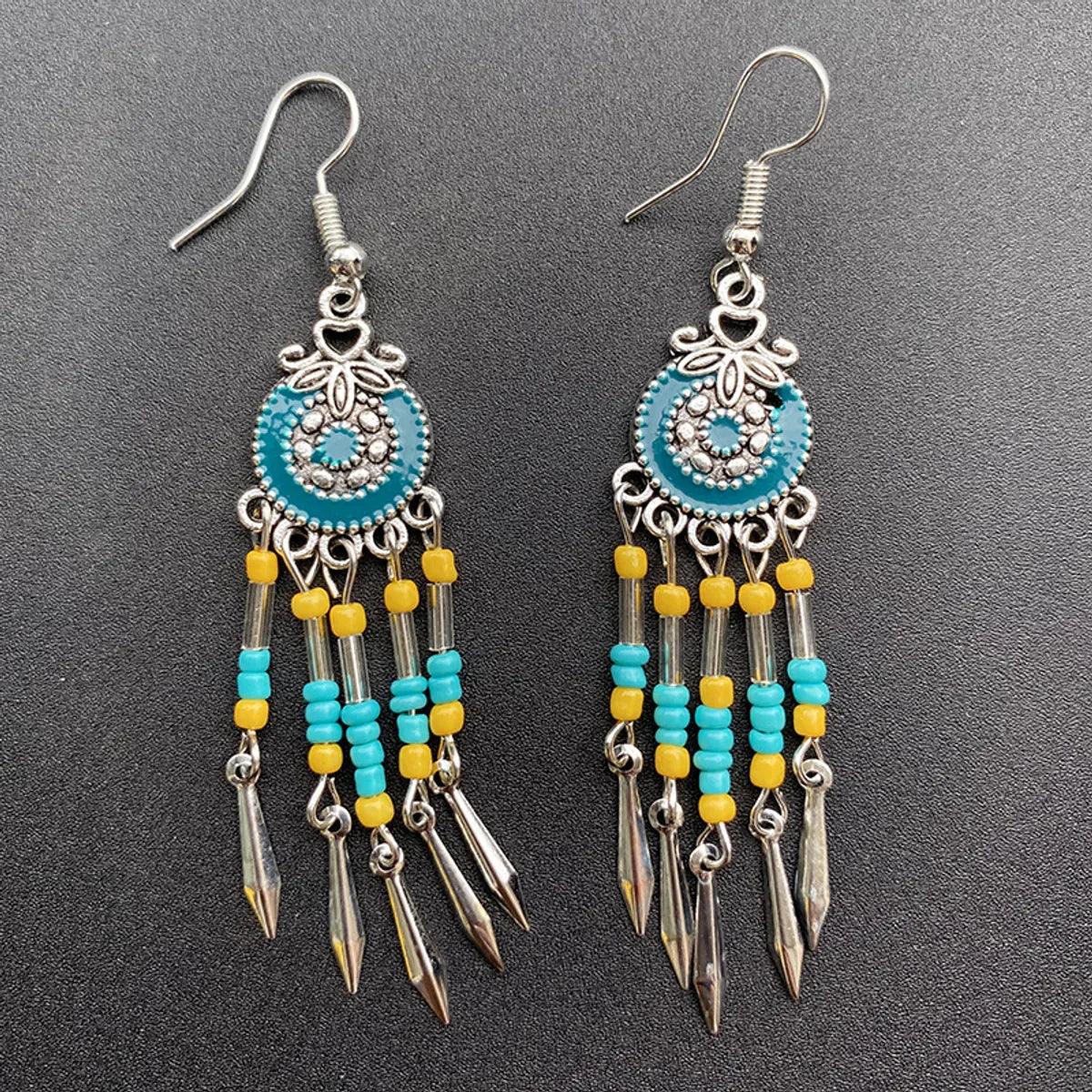 1 Pair Retro Ethnic Style Round Tassel Beaded Enamel Plating Alloy Drop Earrings