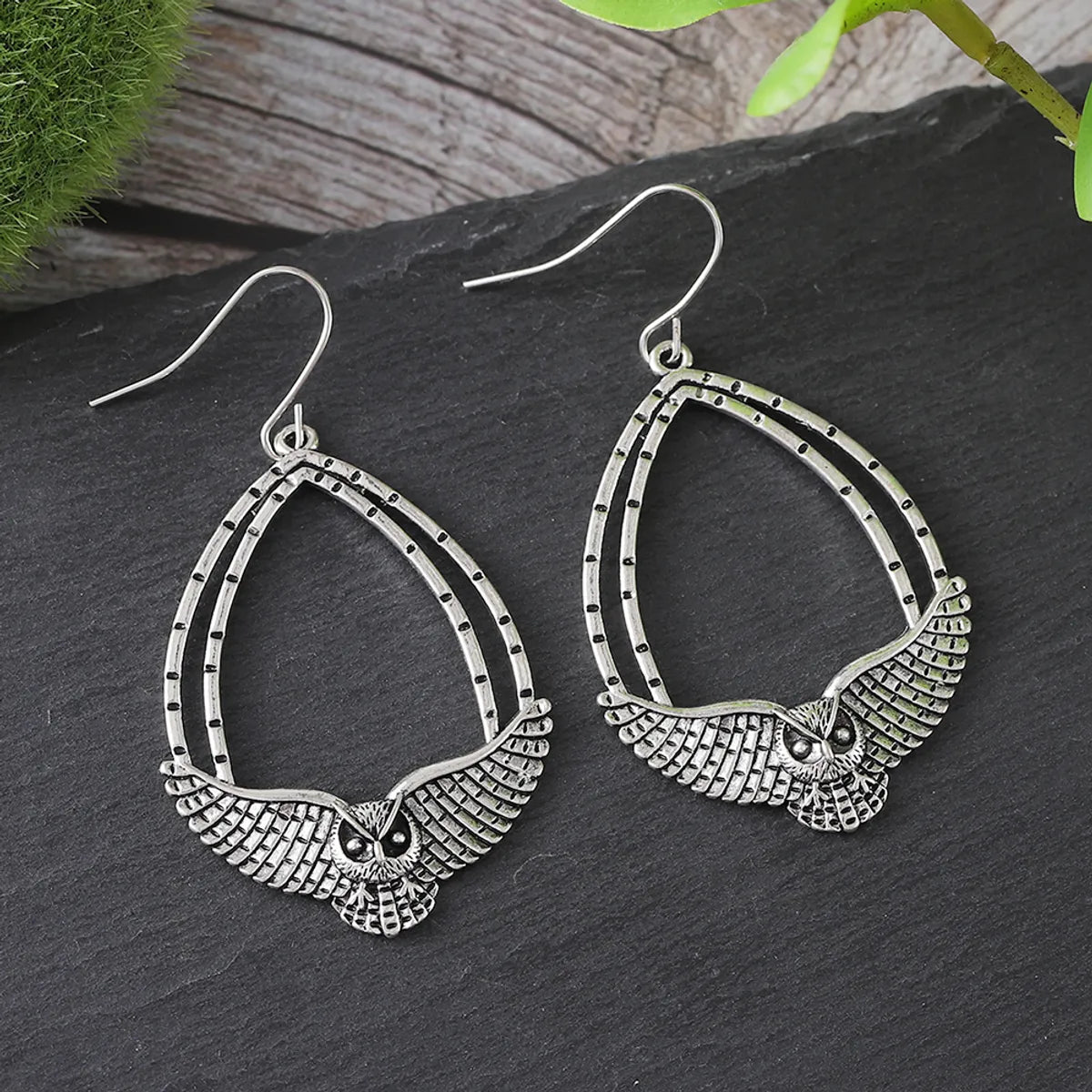 1 Pair Retro Ethnic Style Solid Color Zinc Alloy Drop Earrings