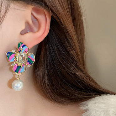 1 Pair Retro Exaggerated Flower Inlay Alloy Imitation Pearl Rhinestones Drop Earrings