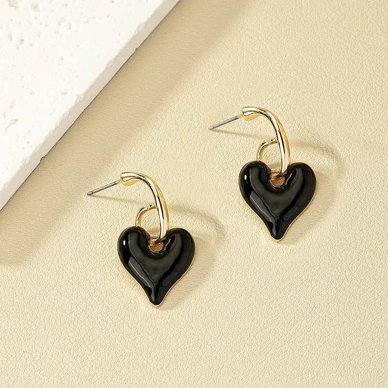 1 Pair Retro Exaggerated Heart Shape Plating Alloy Drop Earrings