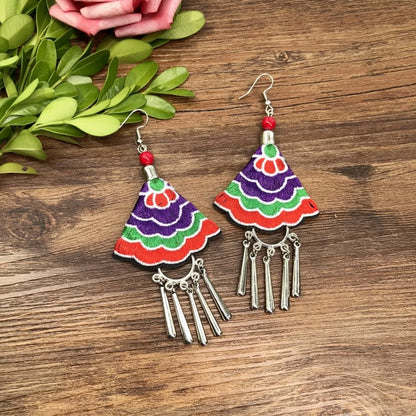 1 Pair Retro Floral Embroidery Alloy Drop Earrings