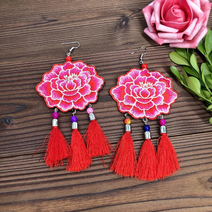 1 Pair Retro Floral Embroidery Alloy Drop Earrings