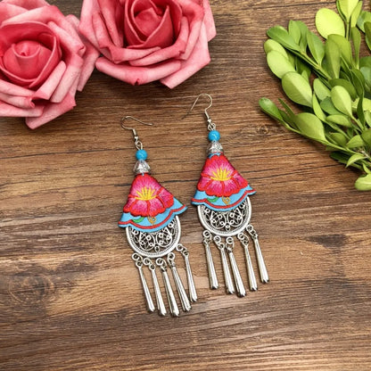 1 Pair Retro Floral Embroidery Alloy Drop Earrings