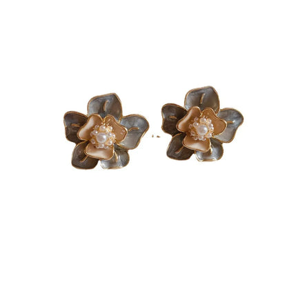 1 Pair Retro Flower Alloy Enamel Artificial Pearls Women's Ear Studs