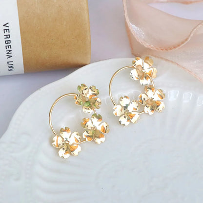 1 Pair Retro Flower Alloy Women's Earrings