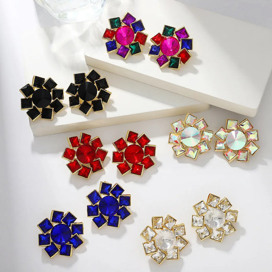 1 Pair Retro Flower Inlay Alloy Rhinestone Ear Studs