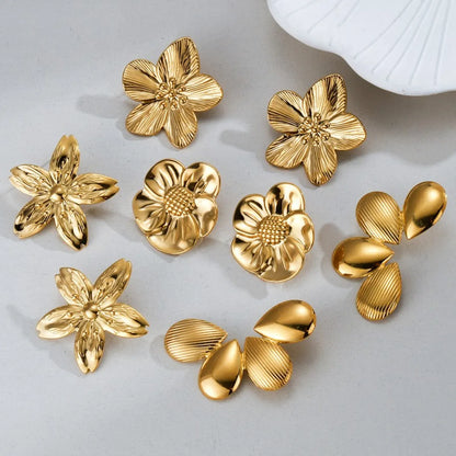 1 Pair Retro Flower Plating 304 Stainless Steel Ear Studs