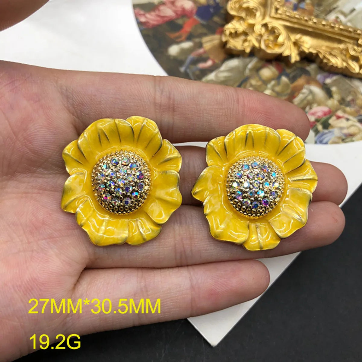 1 Pair Retro Flower Plating Alloy Ear Studs