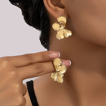 1 Pair Retro Flower Plating Alloy Gold Plated Ear Studs