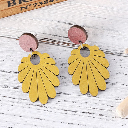 1 Pair Retro Flower Printing Wood Drop Earrings