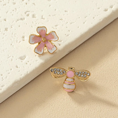 1 Pair Retro French Style Commute Flower Bee Enamel Plating Alloy Ear Studs