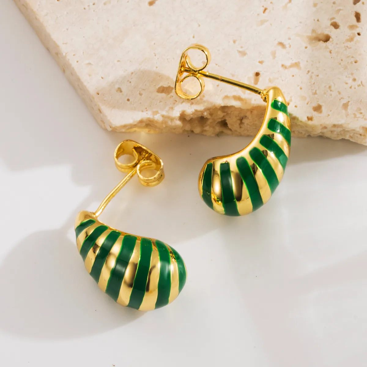 1 Pair Retro French Style Commute Stripe Water Droplets Enamel Copper 18K Gold Plated Ear Studs