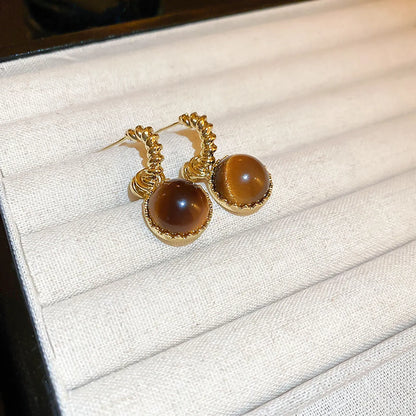 1 Pair Retro French Style Irregular Geometric Oval Inlay Copper Imitation Pearl Tiger Eye Drop Earrings Ear Studs