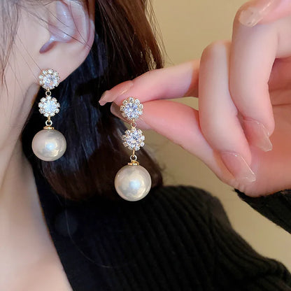 1 Pair Retro French Style Water Droplets Flower Plating Inlay Alloy Pearl Earrings