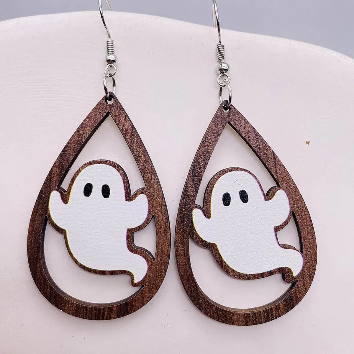 1 Pair Retro Funny Pumpkin Water Droplets Spider Hollow Out Wood Drop Earrings