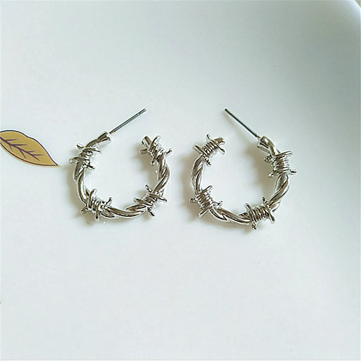 1 Pair Retro Geometric Alloy Plating Women's Ear Studs