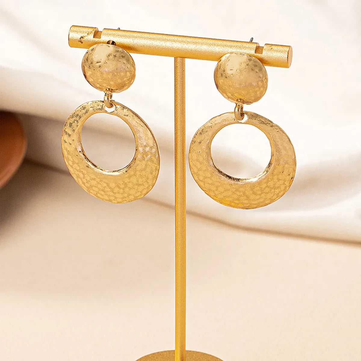 1 Pair Retro Geometric Plating Alloy Gold Plated Drop Earrings