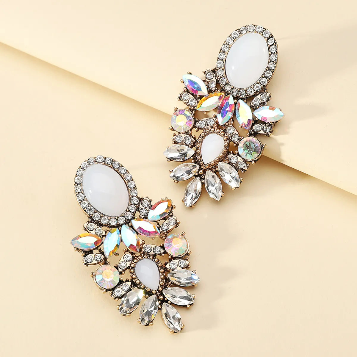 1 Pair Retro Geometric Rhinestone Plating Women's Drop Earrings