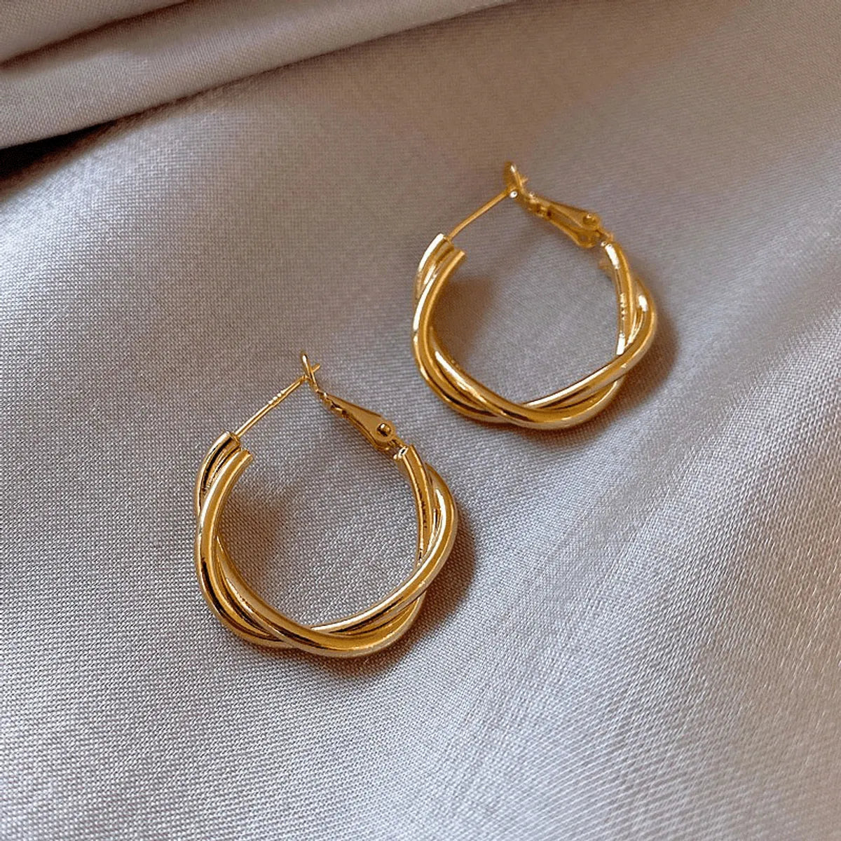 1 Pair Retro Geometric Square Metal Women'S Earrings